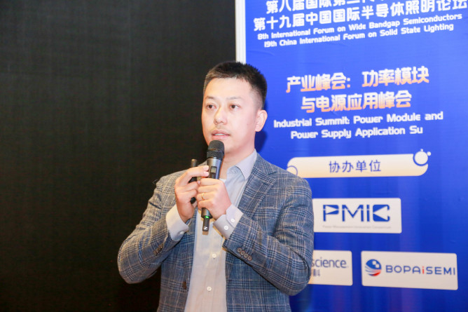 王浩宇  上?？萍即髮W(xué)信息學(xué)院長聘副教授